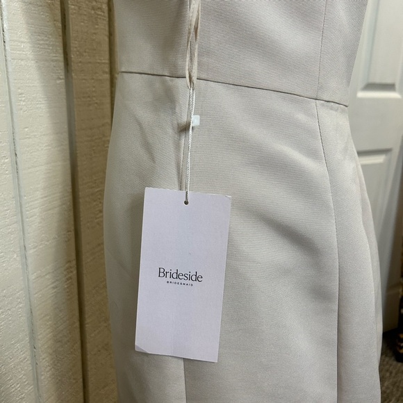 Amsale Austin Dress in Champagne, size 6.  NWT.  Thread loose (see photos). - Picture 5 of 9